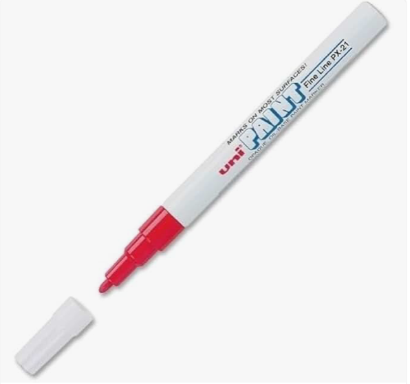 Uni Paint PX-21 Fine Point